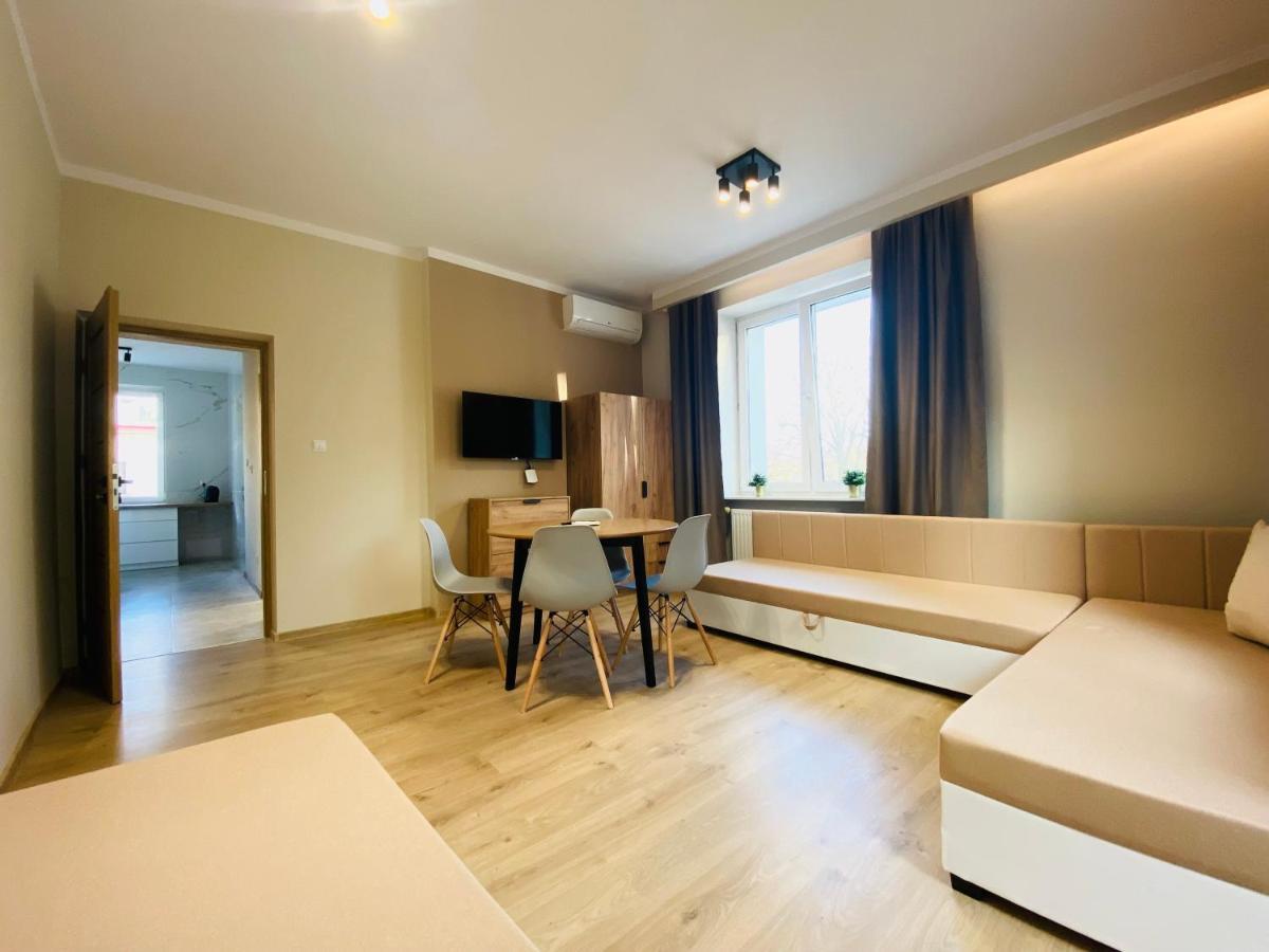 Gold Apartament Świdnik エクステリア 写真
